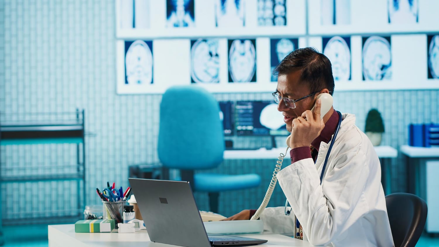 Contatto Health Clino — supporto di medico online in Italia